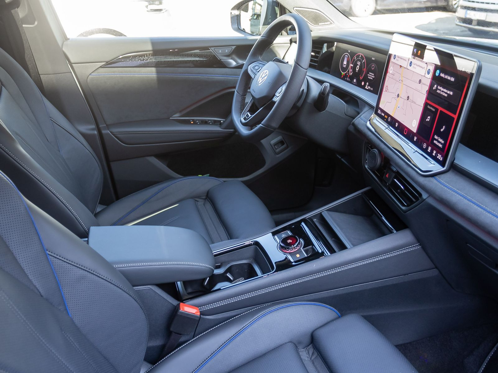 Volkswagen Tayron 2.0 TDI DSG R-Line Black Style 4Motion, AHK, Navi, LED-Matrix, Soundsystem