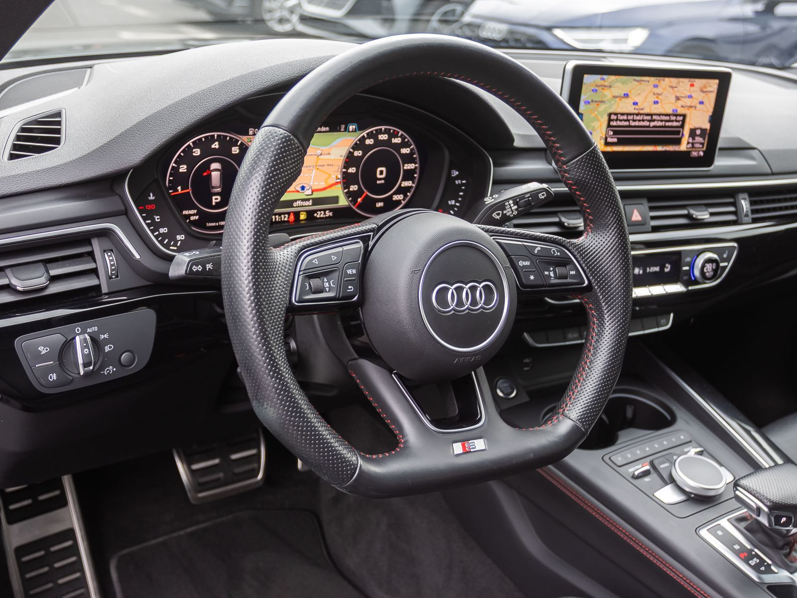 Audi A4 Avant S line 1.4TFSI Stronic Navi LED B&O EPH