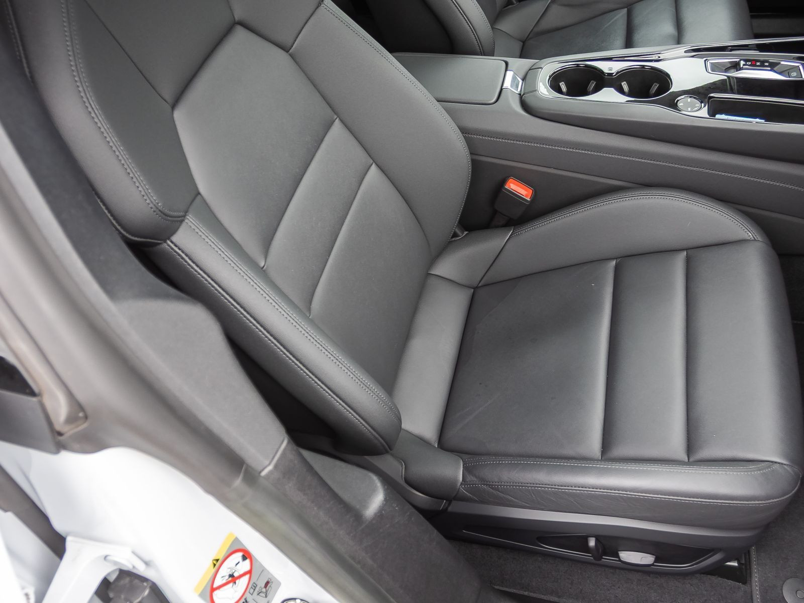 Audi e-tron GT Navi Matrix HuD Panorama B&O Standklima