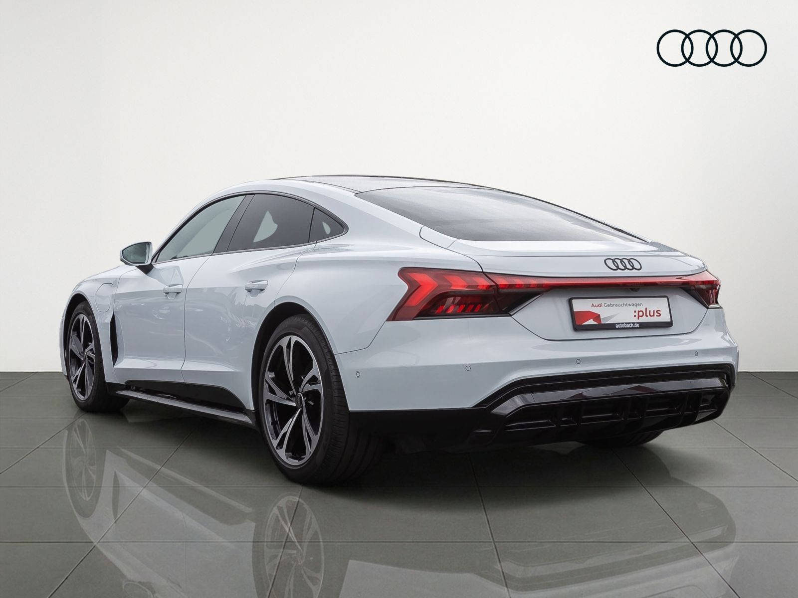 Audi e-tron GT Navi Matrix HuD Panorama B&O Standklima