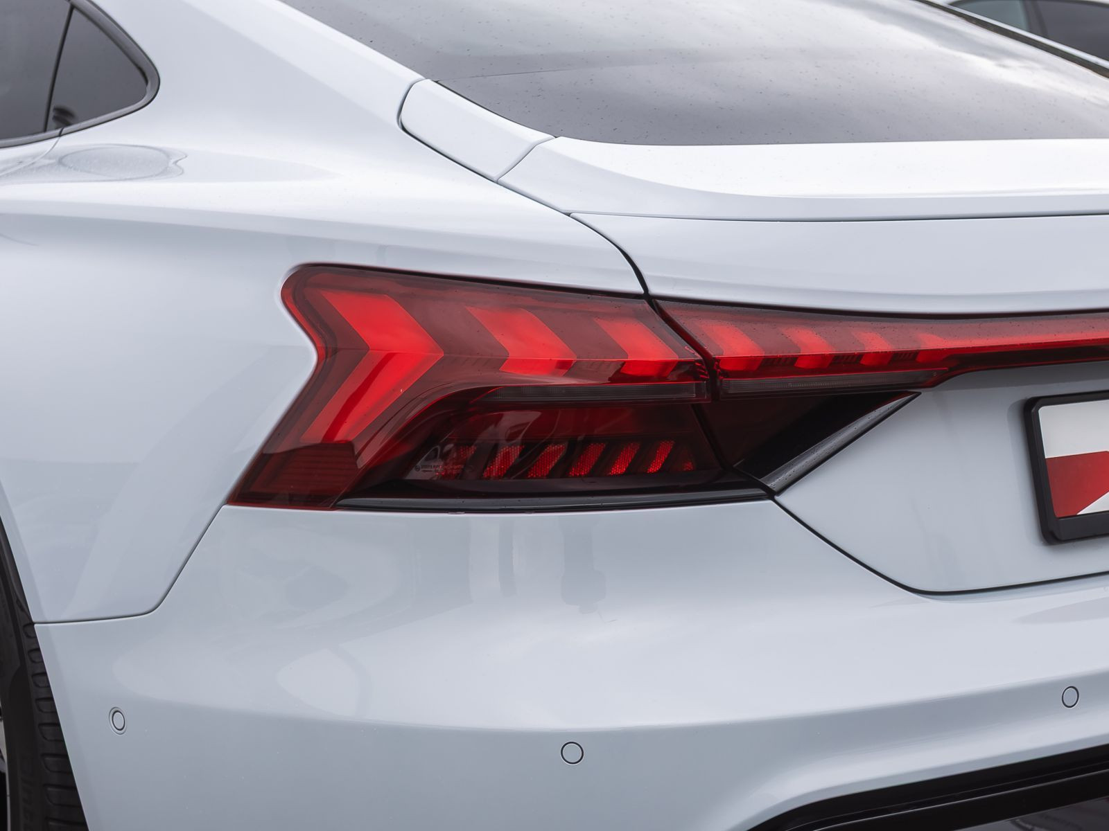 Audi e-tron GT Navi Matrix HuD Panorama B&O Standklima