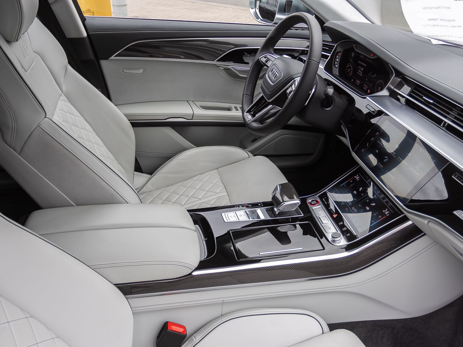 Audi S8 TFSI Matrix HuD B&O Standhzg Luftfederung ACC