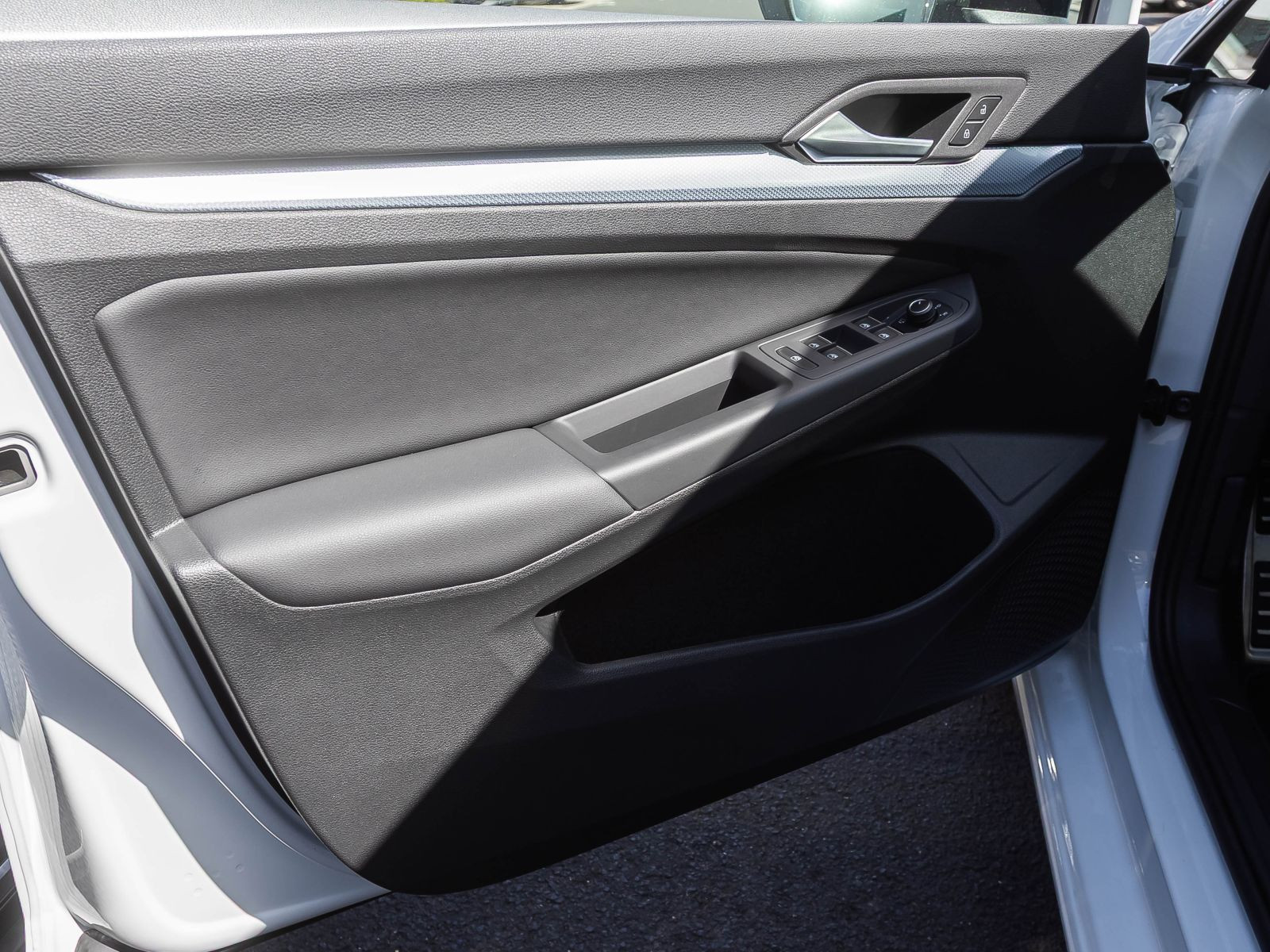 Volkswagen Golf VIII 1.5 eTSI DSG Goal, Rückfahrkamera, LED-Plus, App-Connect
