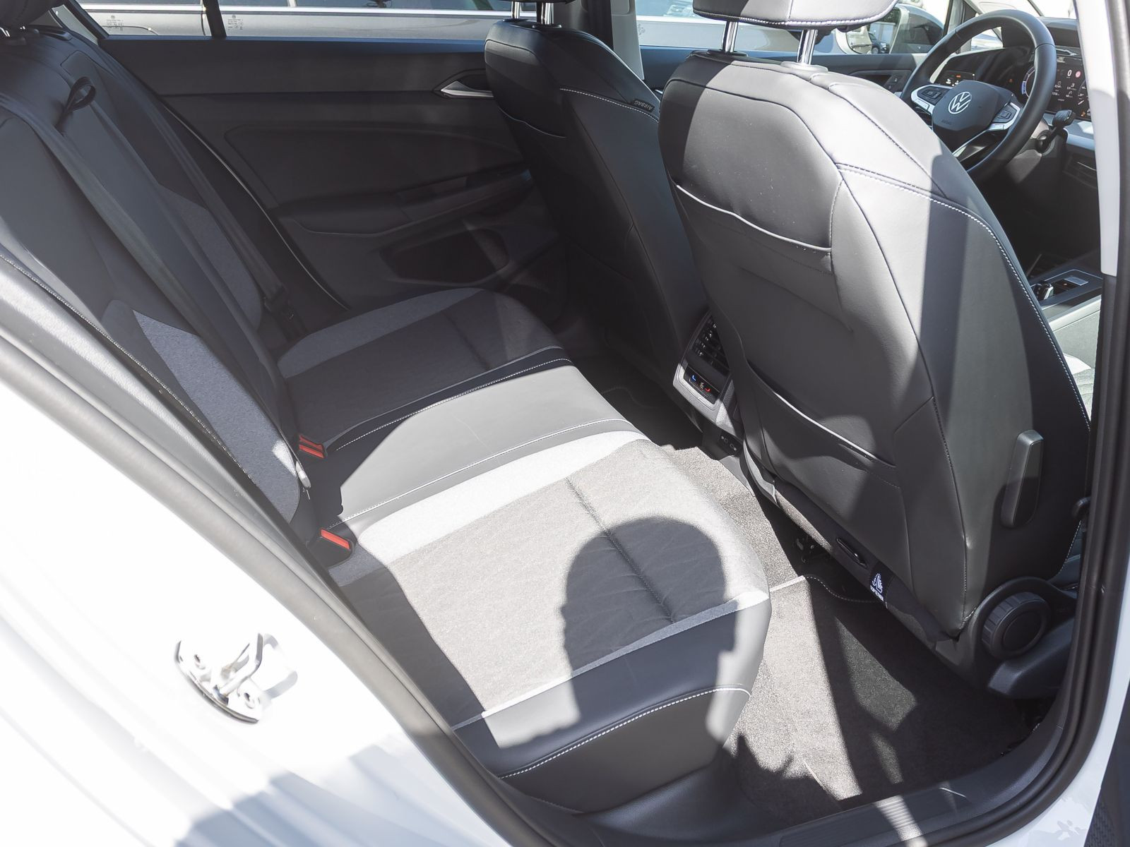 Volkswagen Golf VIII 1.5 eTSI DSG Goal, Rückfahrkamera, LED-Plus, App-Connect