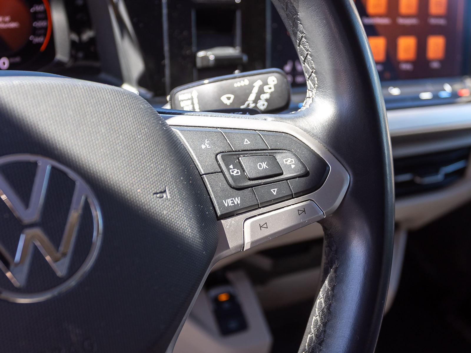 Volkswagen Multivan Life 1.4 eHybrid KÜ DSG Navi Matrix Panorama ACC AHK