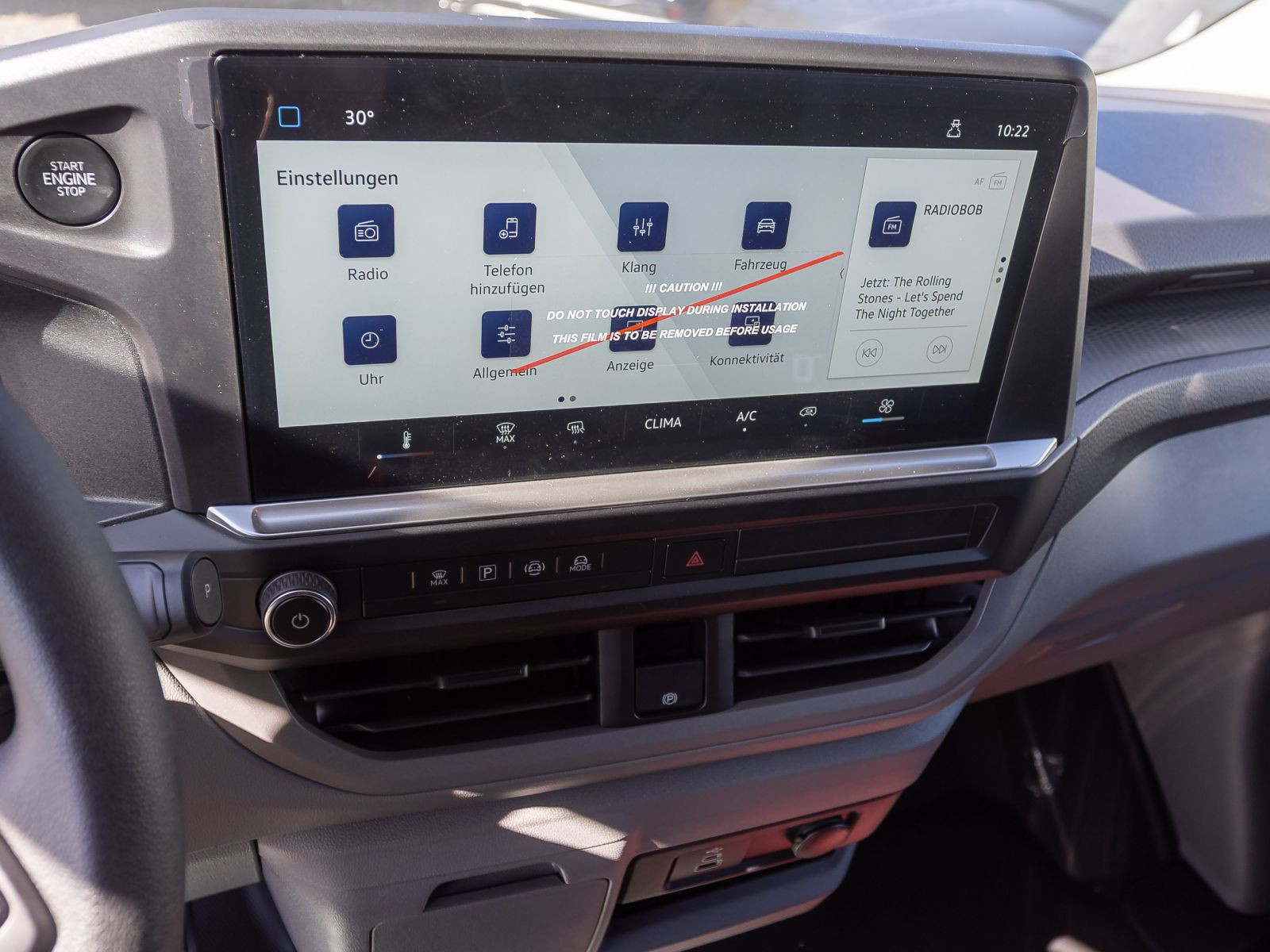 Volkswagen Transporter Kasten LR 2.0TDI Automatik LED Klima ACC EPH AHK