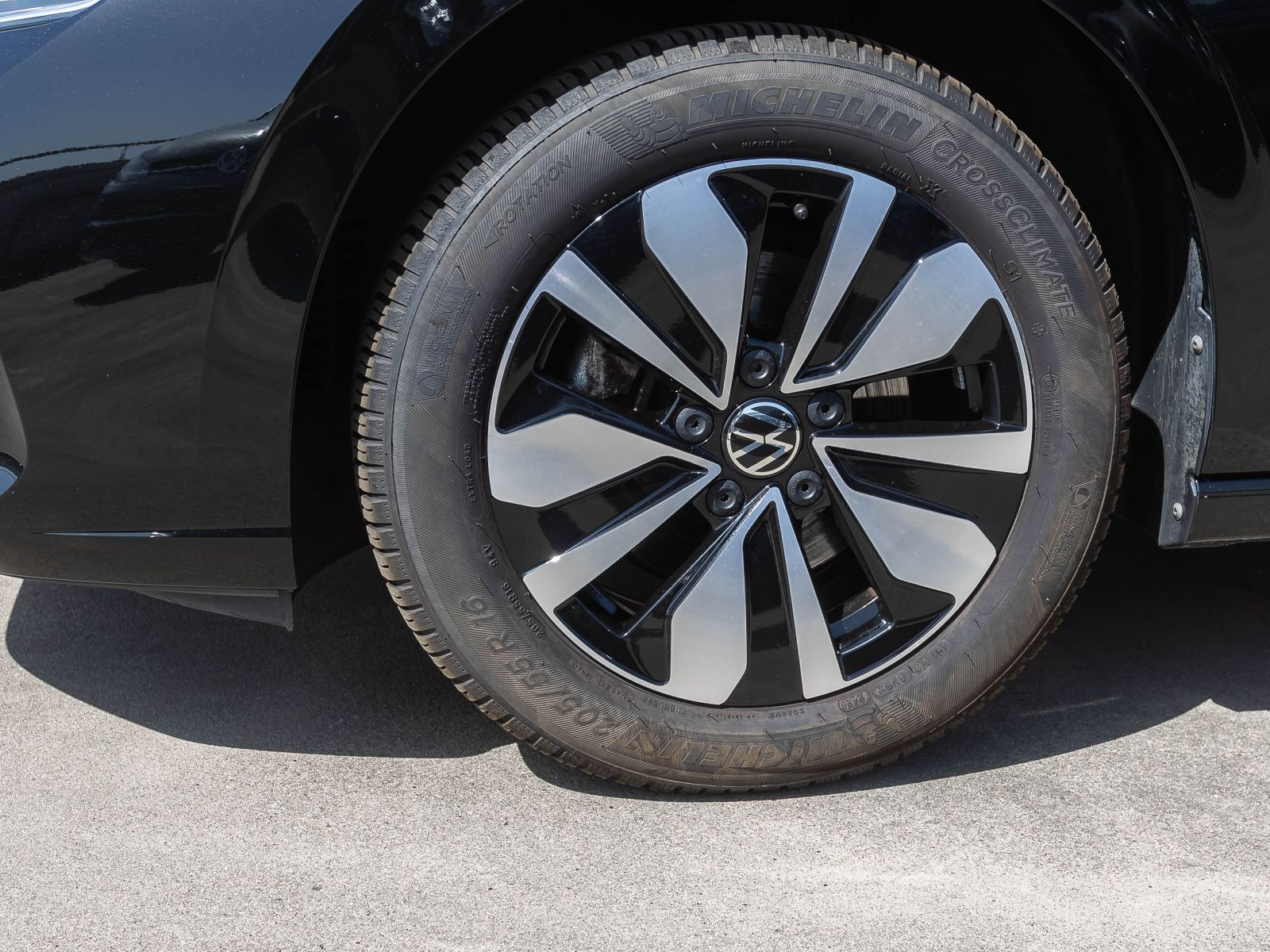 Volkswagen Golf VIII 1.5 TSI DSG Goal, AHK, Rückfahrkamera, Navi, LED, App-Connect