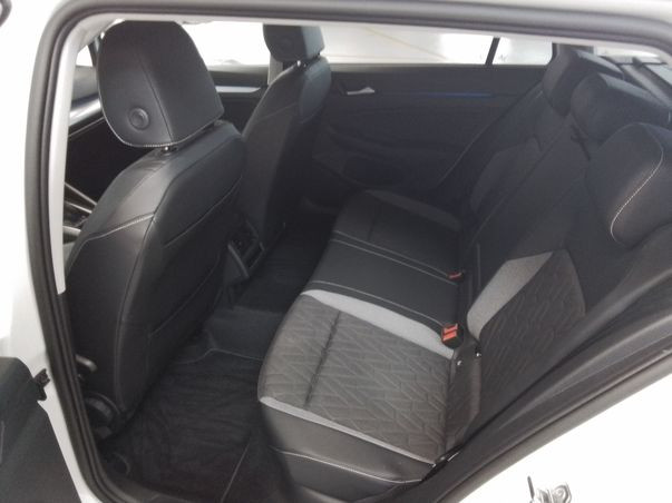 Volkswagen Golf VIII Variant 1.5 TSI ENERGY, Navi, LED, App-Connect, Rückfahrkamera
