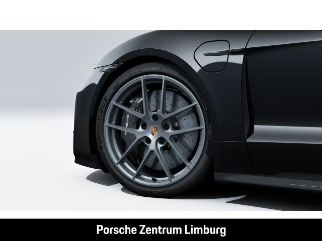 Porsche Taycan Turbo GT Burmester InnoDrive PCCB Head-Up
