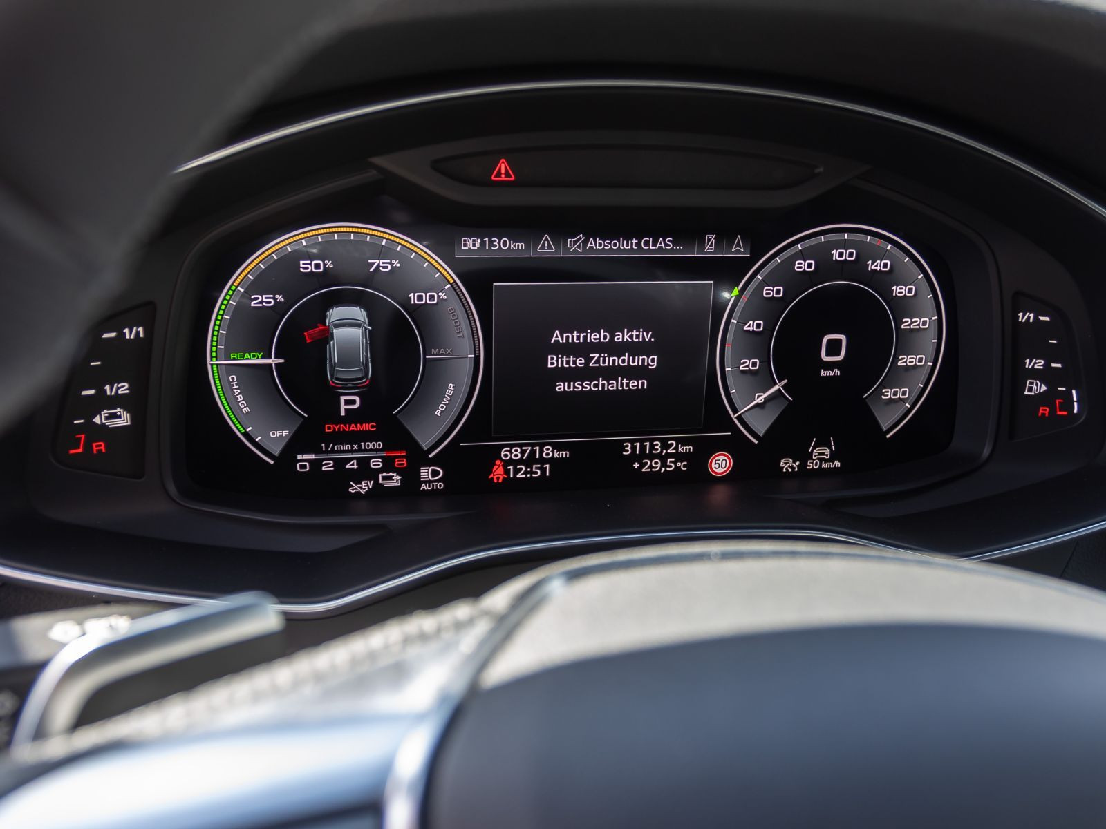 Audi A6 Avant S line TFSIe Navi Matrix HuD Standklima ACC