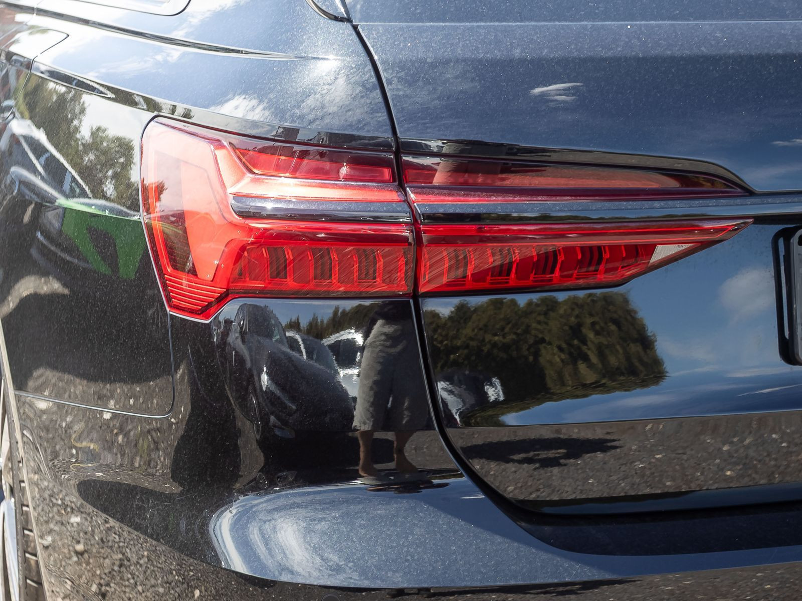 Audi A6 Avant S line TFSIe Navi Matrix HuD Standklima ACC