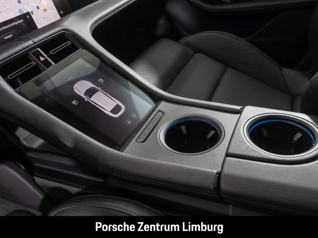 Porsche Taycan Turbo Cross Turismo Nachtsicht InnoDrive