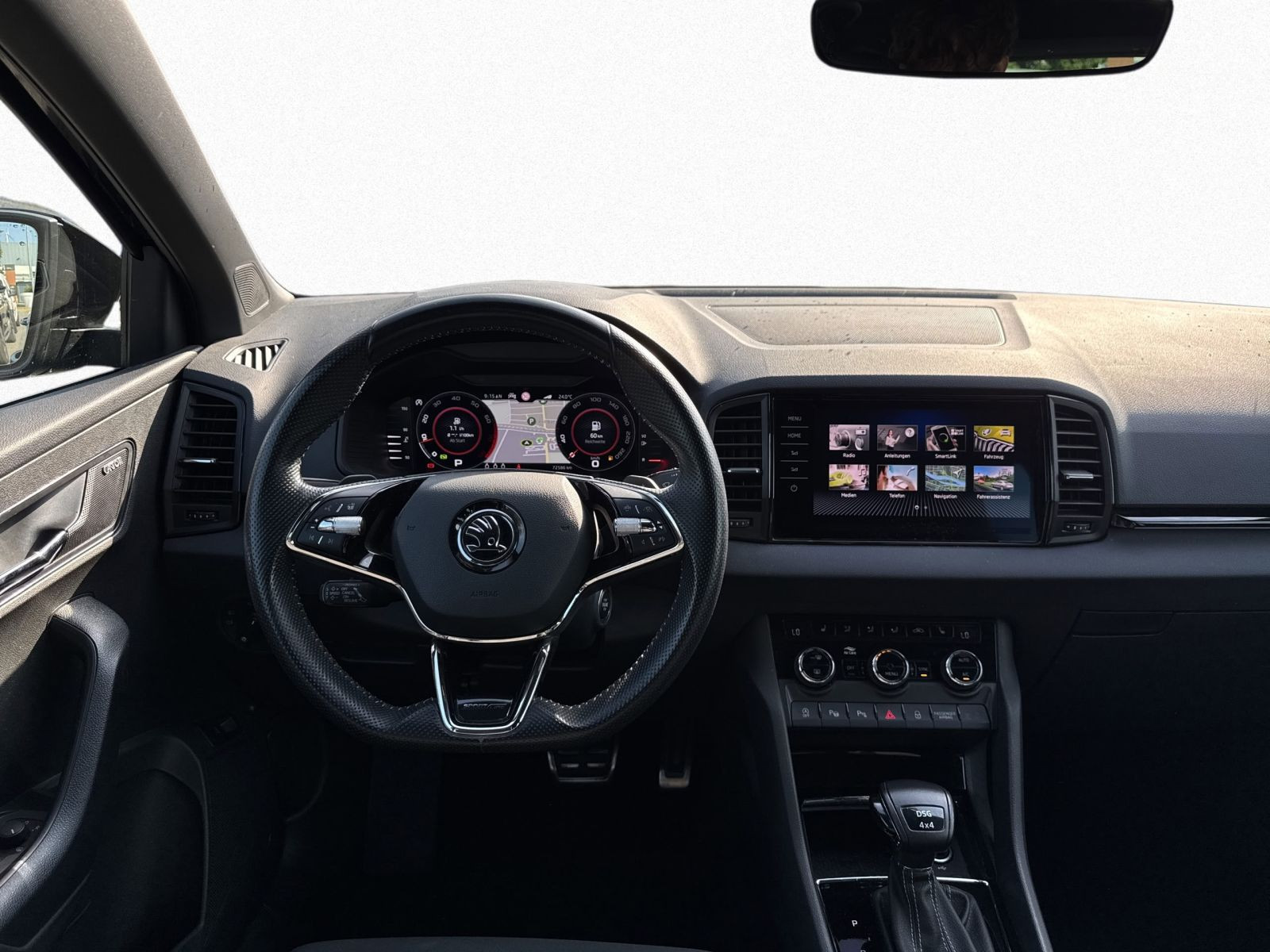 Skoda Karoq Sportline 4x4 DSG 2.0TSI Navi AHK LED ACC