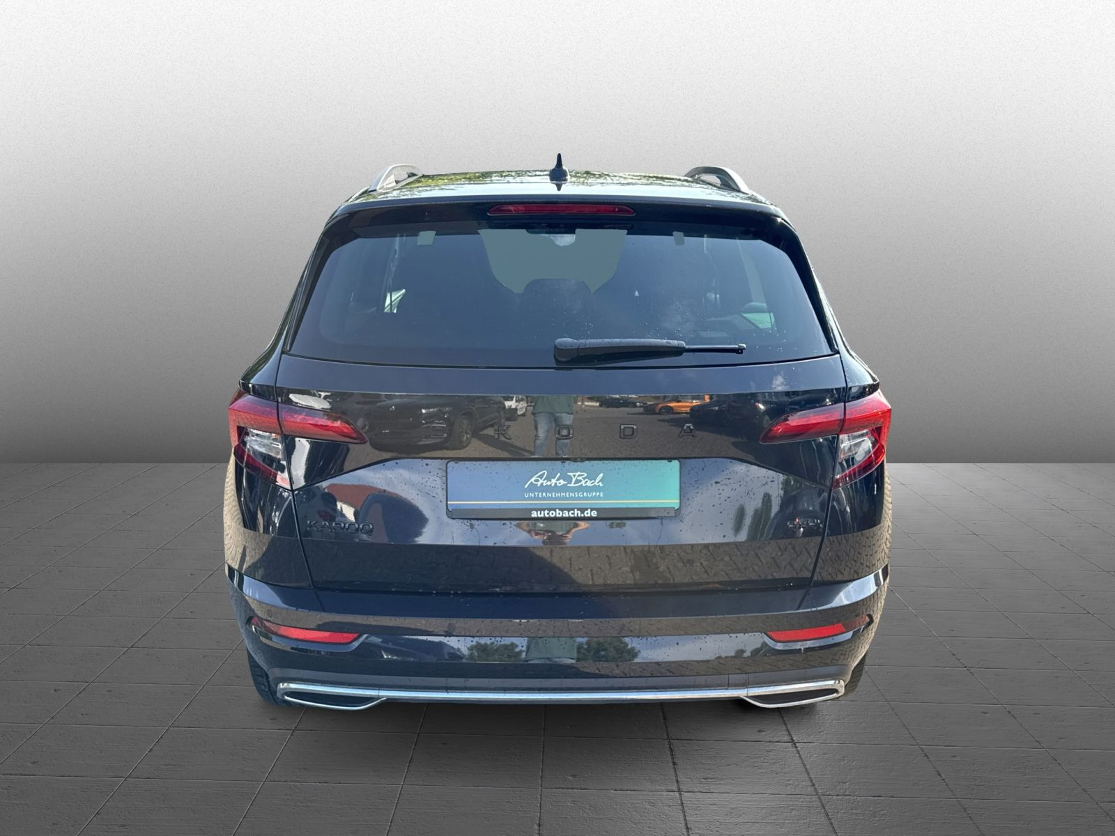 Skoda Karoq Sportline 4x4 DSG 2.0TSI Navi AHK LED ACC