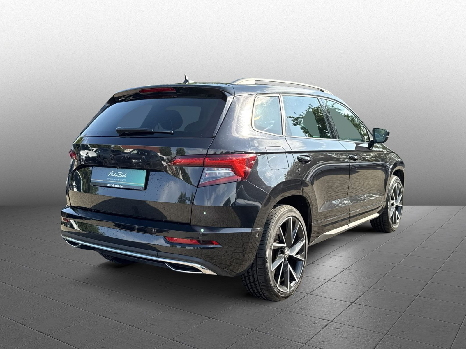 Skoda Karoq Sportline 4x4 DSG 2.0TSI Navi AHK LED ACC