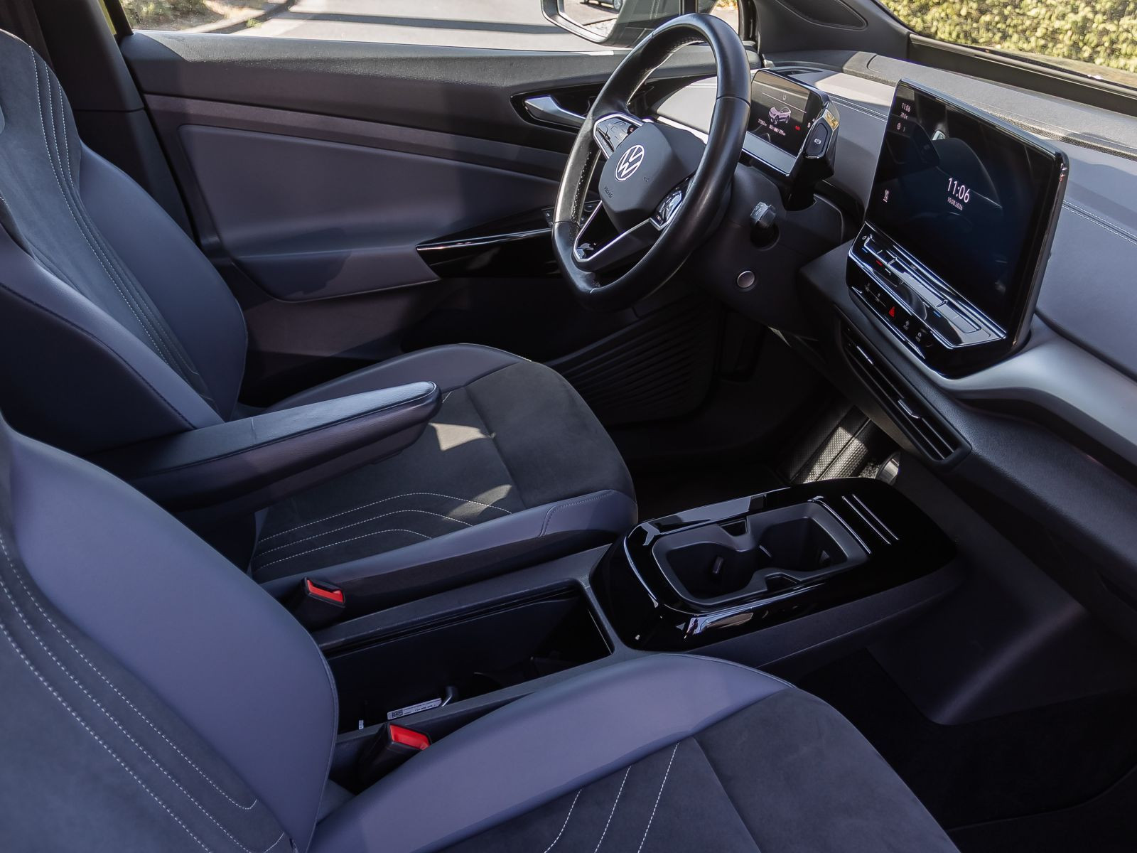 Volkswagen ID.5 Pro electric, LED-Matrix, Navi, AHK, Rückfahrkamera, App-Connect