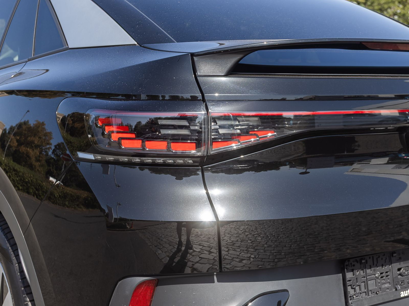 Volkswagen ID.5 Pro electric, LED-Matrix, Navi, AHK, Rückfahrkamera, App-Connect