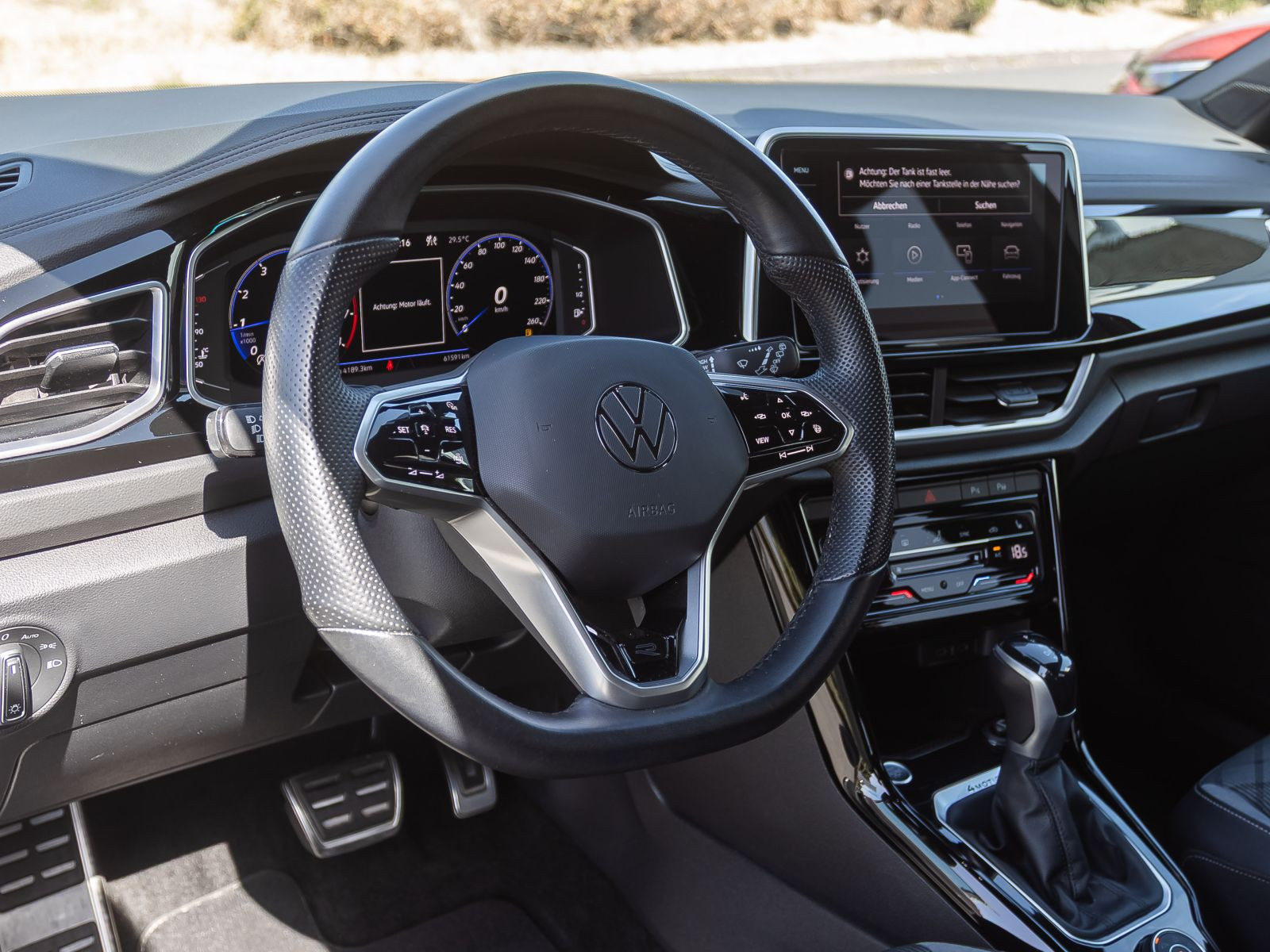 Volkswagen T-Roc 2.0 TSI DSG 4Motion R-Line, AHK, Navi, LED, Rückfahrkamera, App-Connect