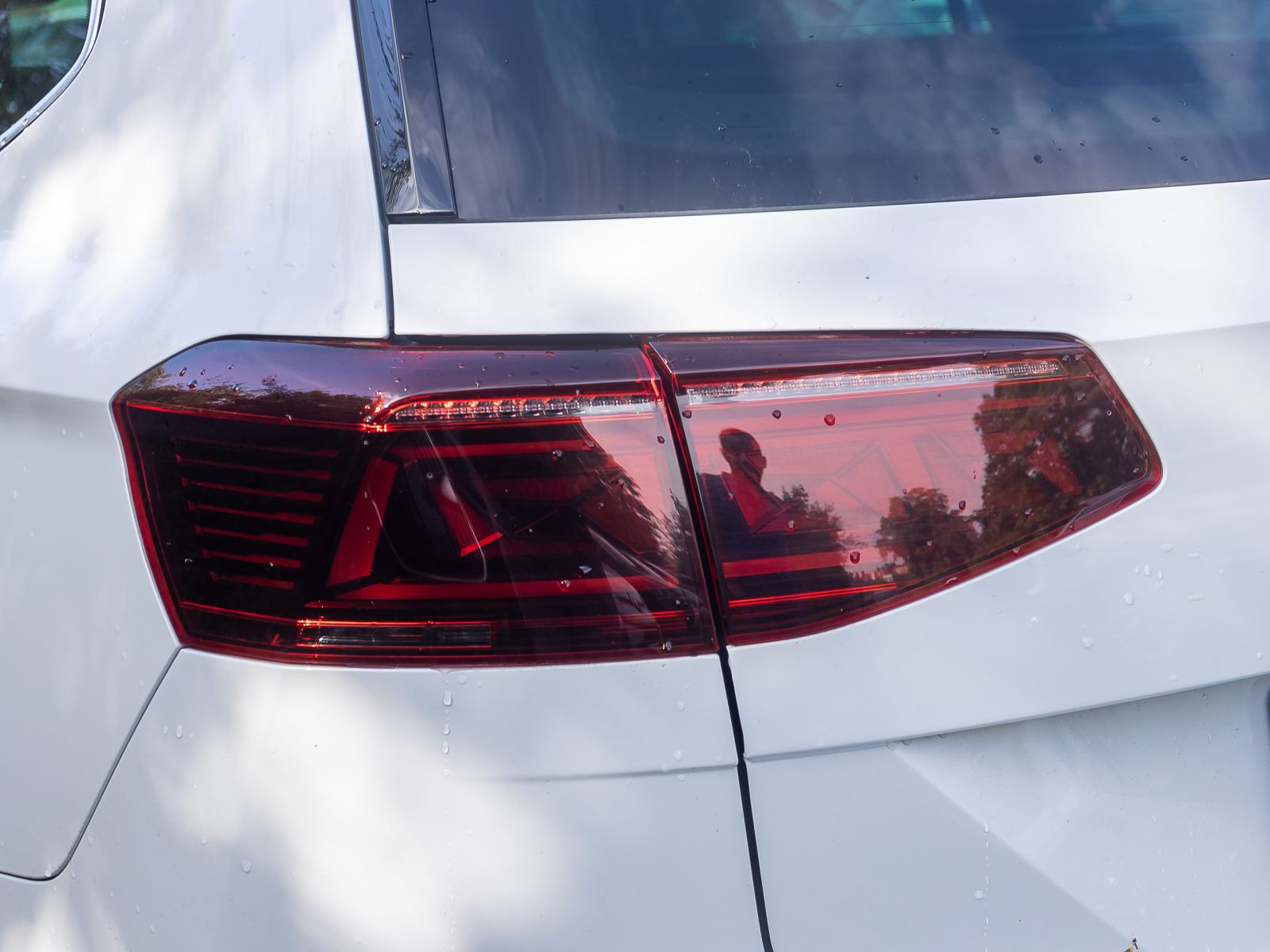 Volkswagen Passat Variant Elegance 2.0TDI DSG Navi Matrix ACC AHK