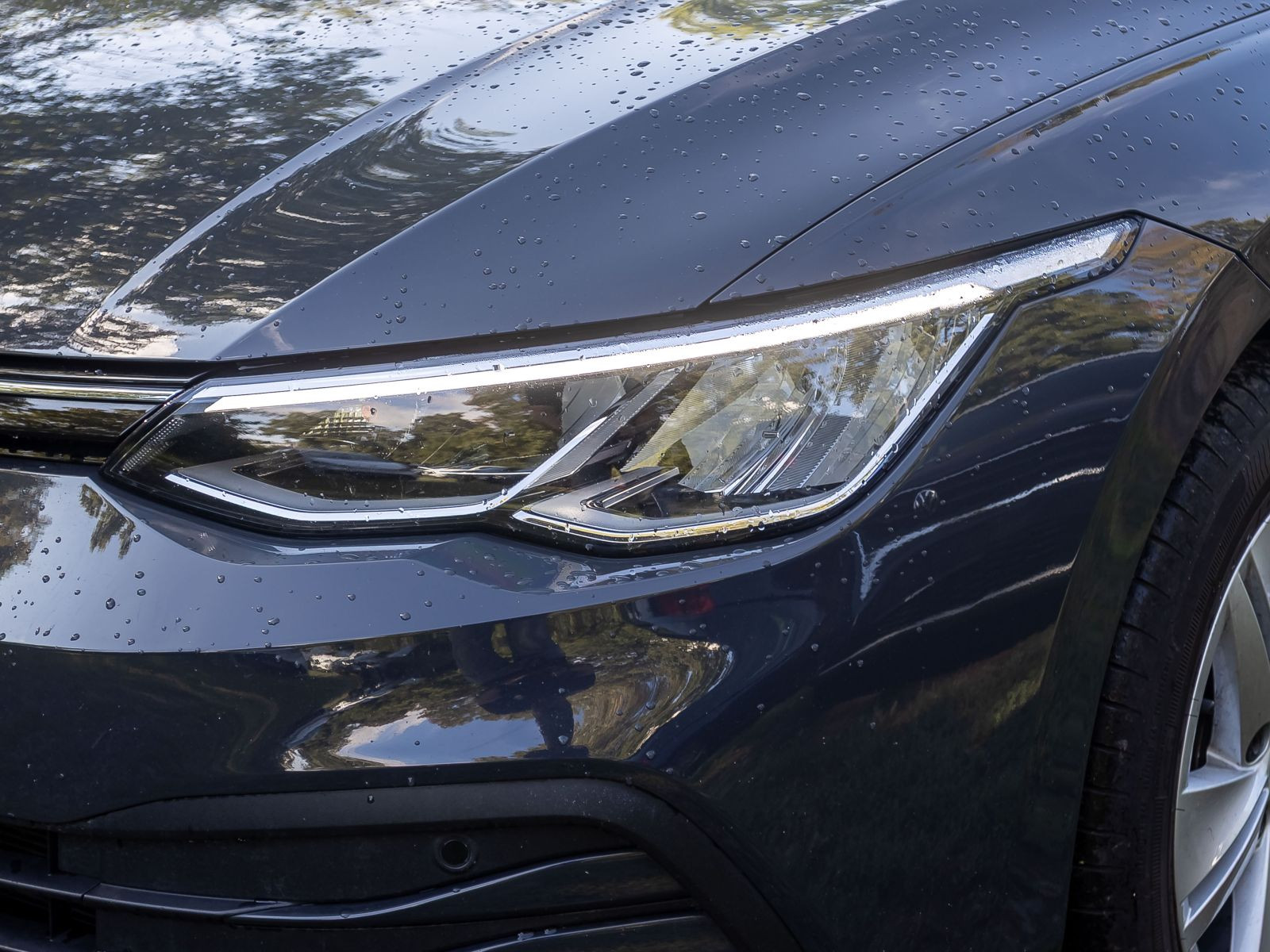 Volkswagen Golf VIII Variant Life 1.5 eTSI DSG Navi LED ACC EPH AHK