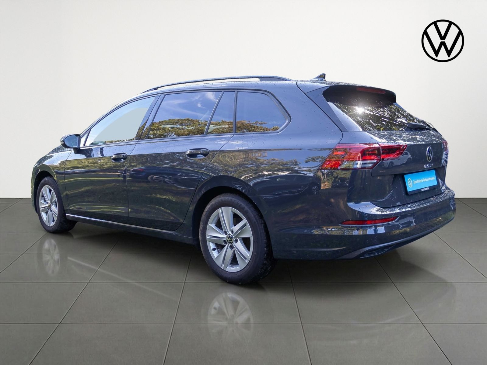 Volkswagen Golf VIII Variant Life 1.5 eTSI DSG Navi LED ACC EPH AHK