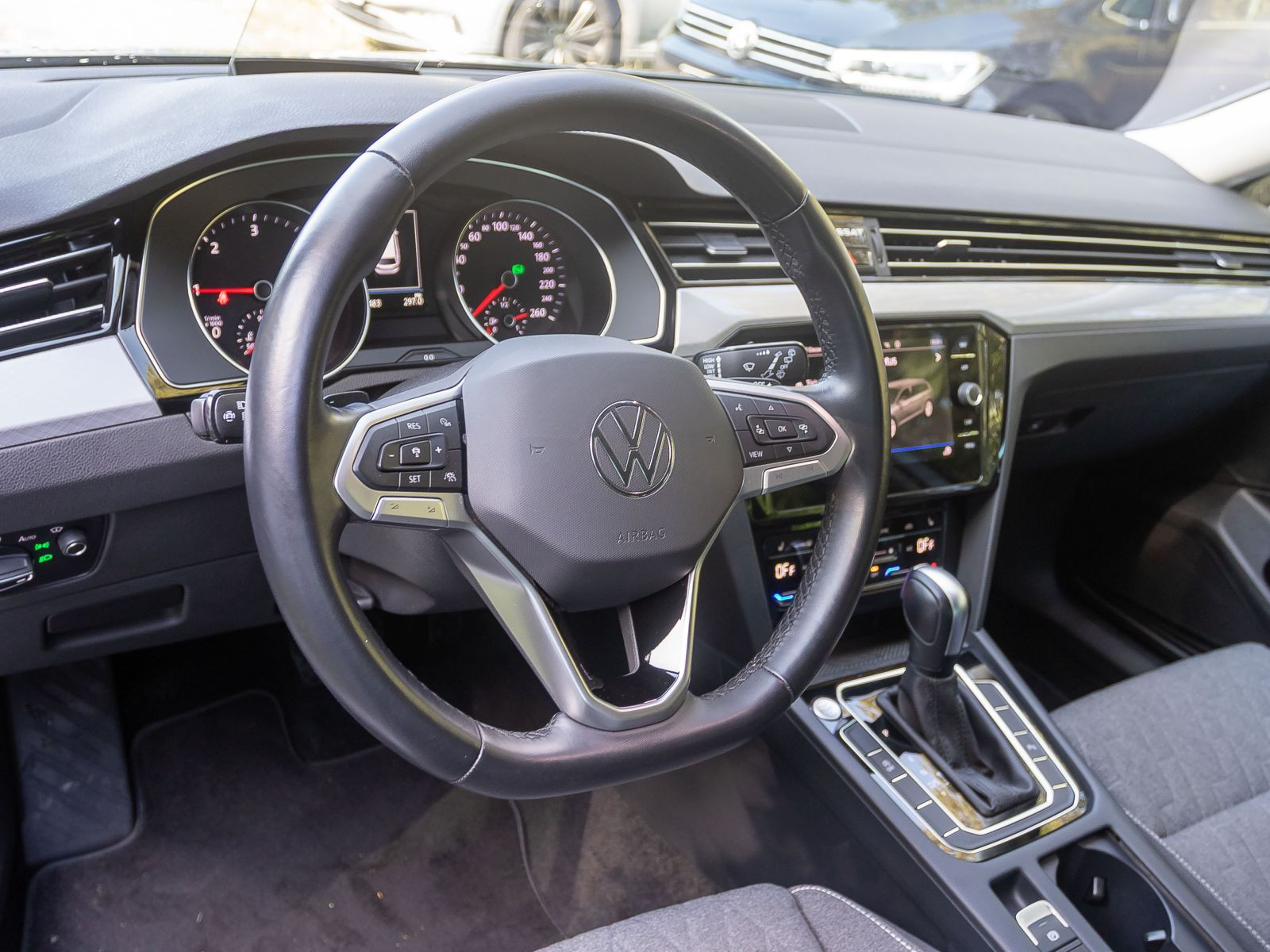 Volkswagen Passat Variant Business 2.0TDI DSG Navi LED HuD