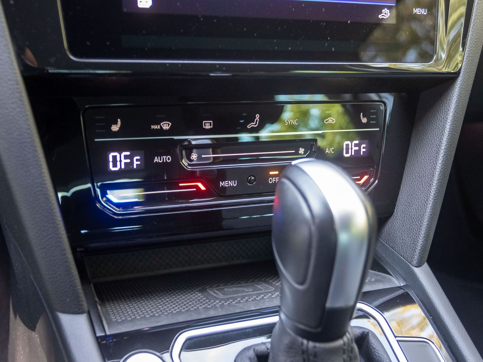 Volkswagen Passat Variant Business 2.0TDI DSG Navi LED HuD