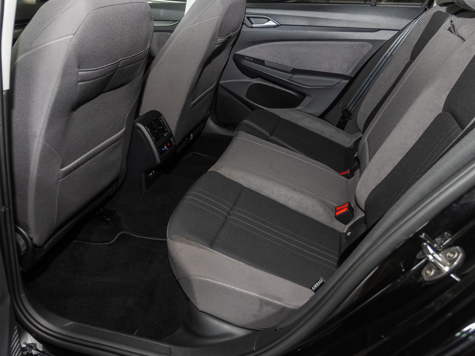 Volkswagen Golf VIII Variant Alltrack 2.0 TDI DSG, Navi, LED-Matrix, Rückfahrkamera, App-Connect