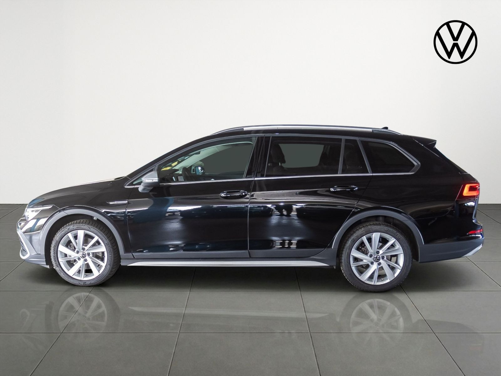 Volkswagen Golf VIII Variant Alltrack 2.0 TDI DSG, Navi, LED-Matrix, Rückfahrkamera, App-Connect