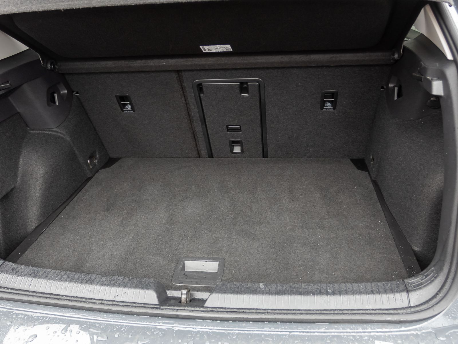 Volkswagen Golf VIII Life 1.5TSI Navi LED ACC EPH AHK