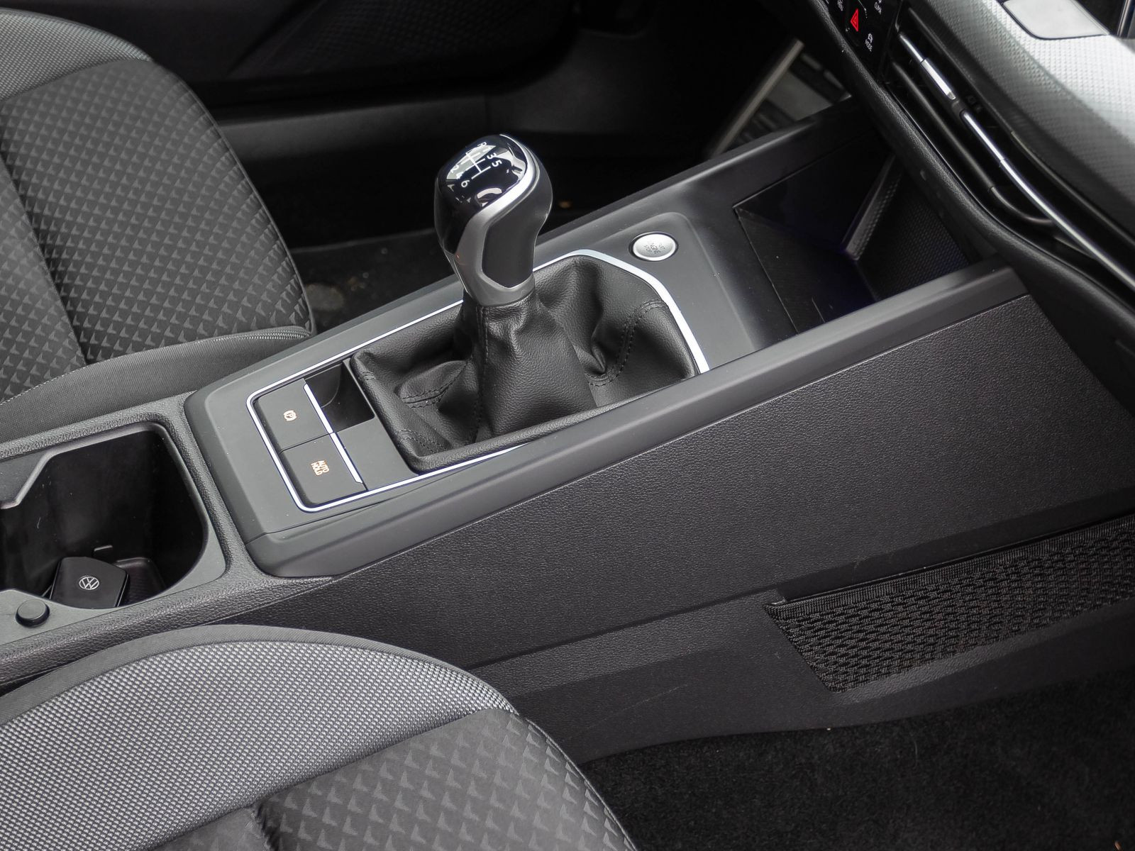 Volkswagen Golf VIII Life 1.5TSI Navi LED ACC EPH AHK