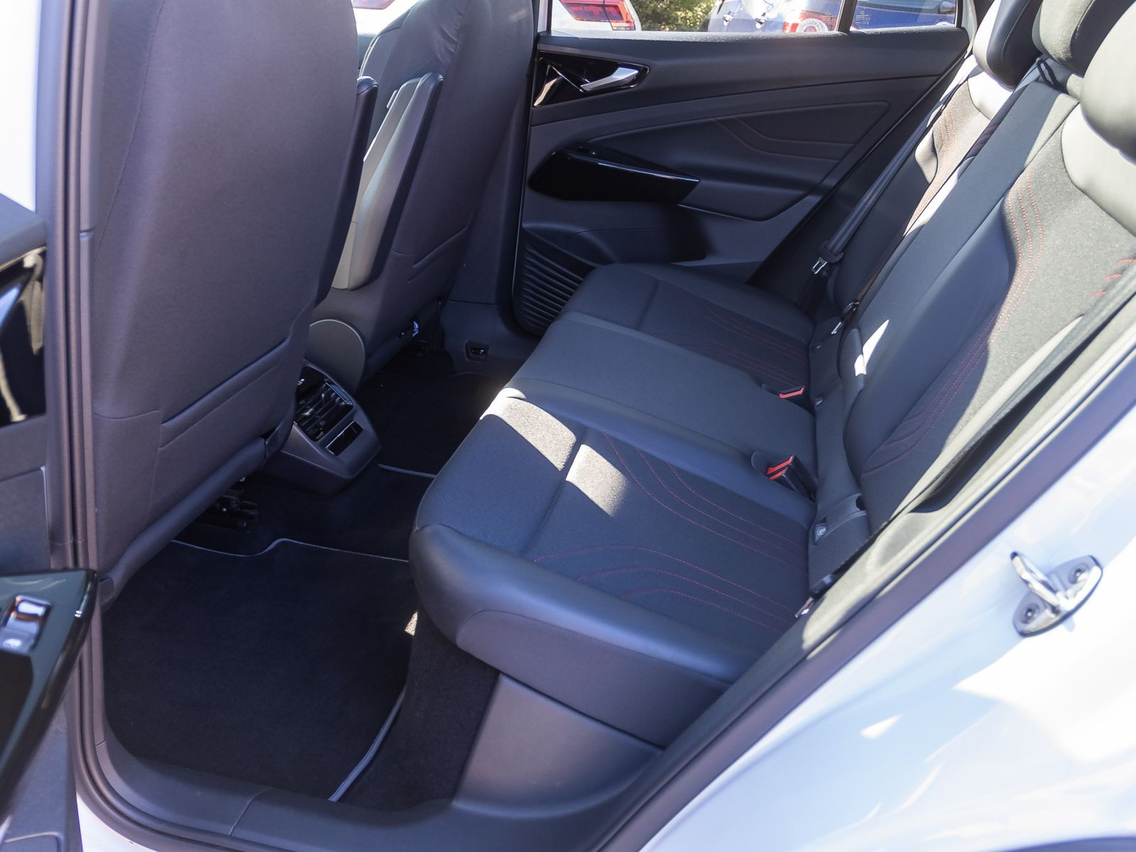 Volkswagen ID.4 GTX Navi Matrix HuD ACC Panorama Standhzg AHK