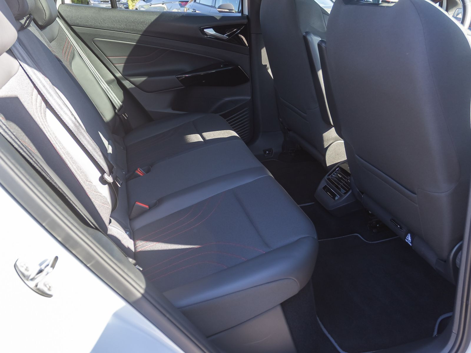 Volkswagen ID.4 GTX Navi Matrix HuD ACC Panorama Standhzg AHK