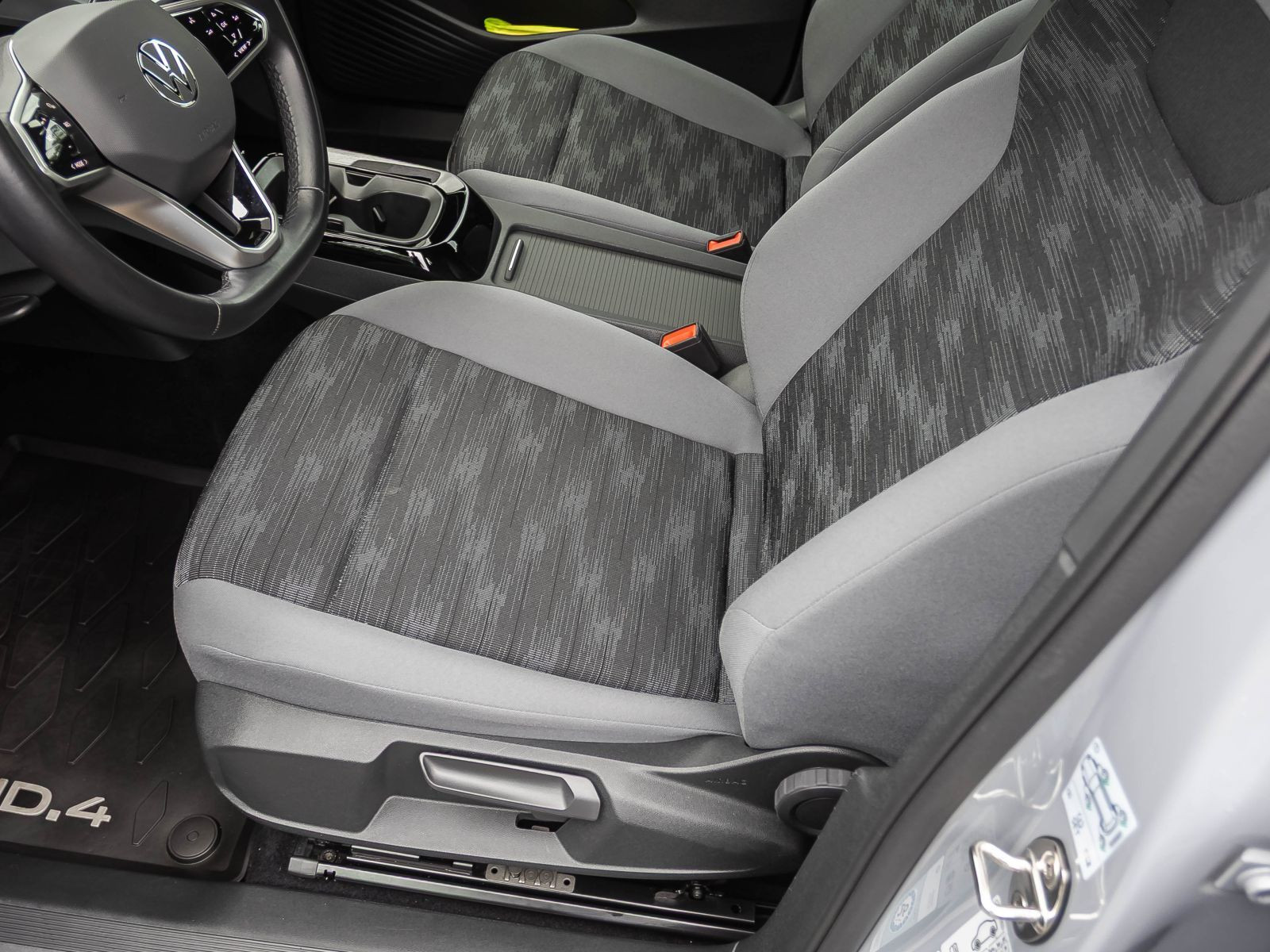 Volkswagen ID.4 Pro Performance, Navi, LED, Rückfahrkamera, Standklimatisierung, App-Connect