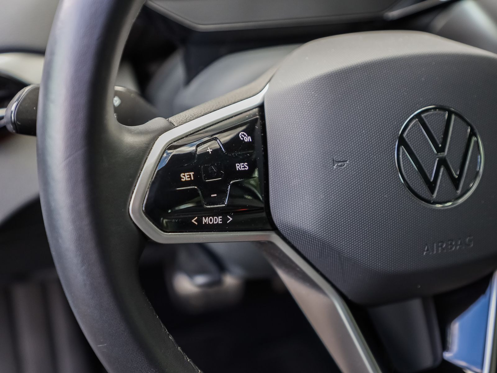 Volkswagen ID.4 Pure Performance, Navi, LED, App-Connect, Standklimatisierung