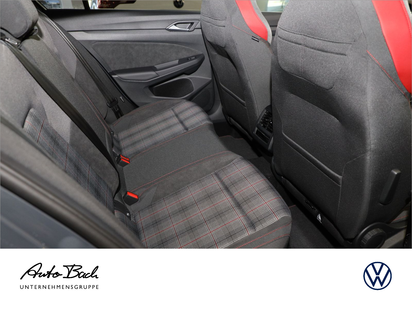 Volkswagen Golf GTI 2,0 l TSI 195 kW (265 PS) 7-Gan g-Doppelkupplungsgetriebe DSG