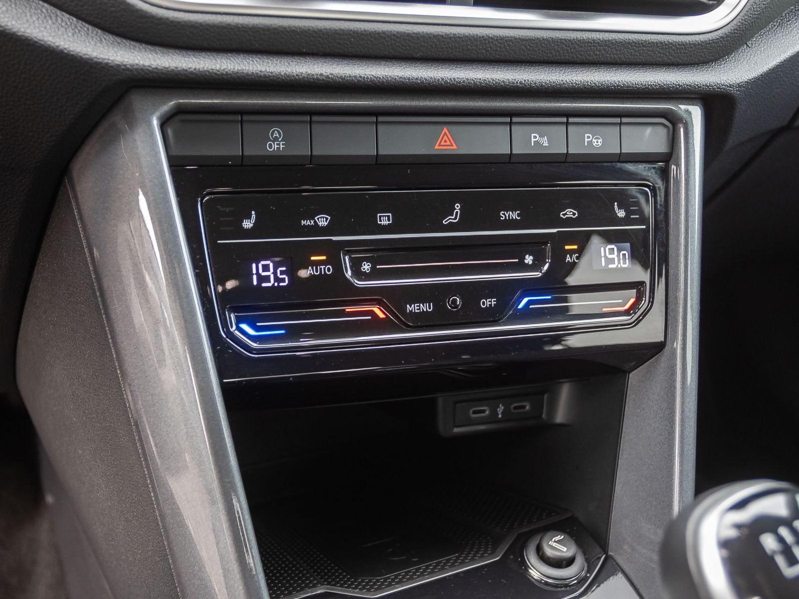 Volkswagen T-Roc Style 1.0TSI Navi LED ACC EPH CarPlay DAB