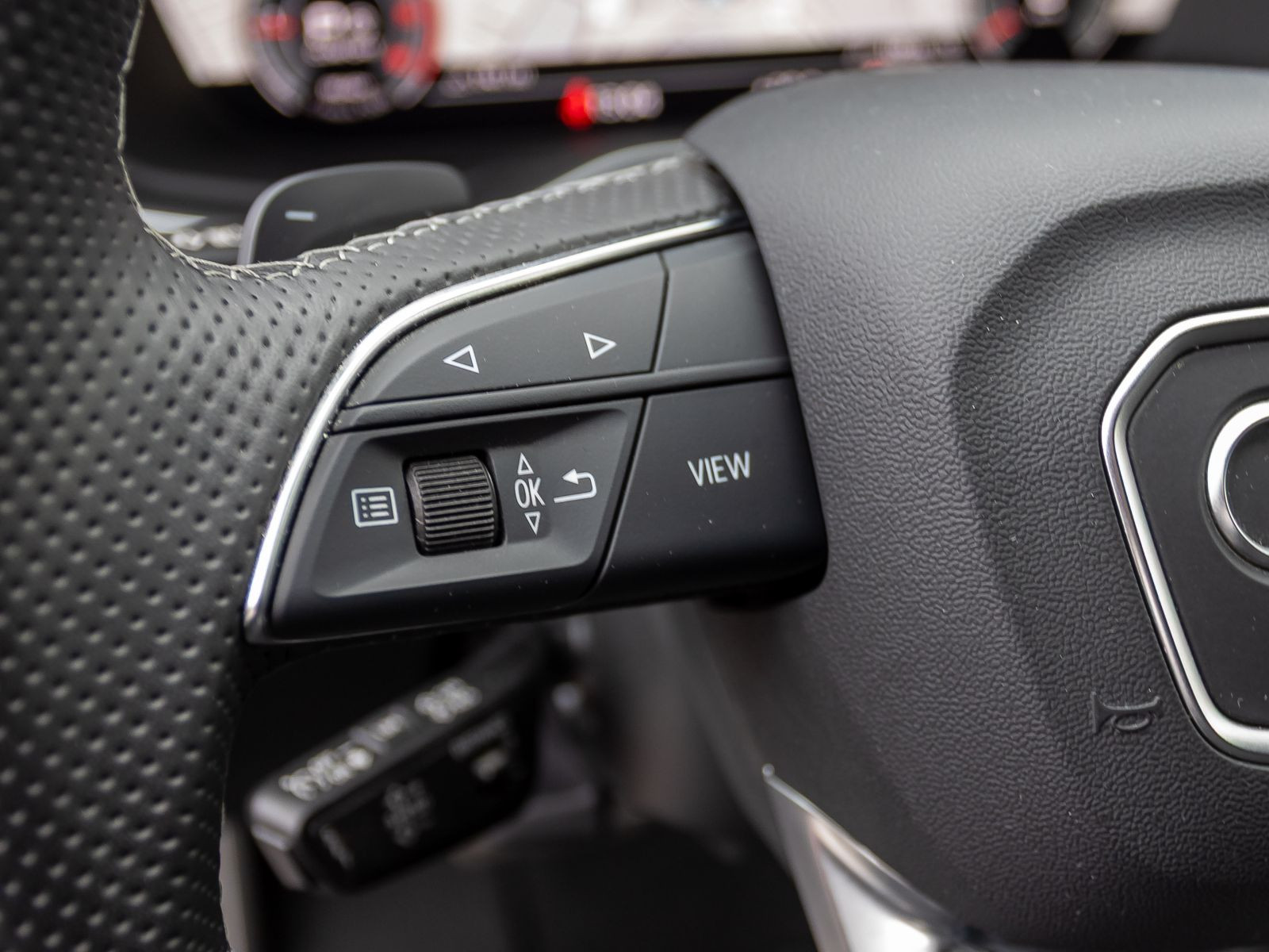 Audi Q5 S line 40TDI qu Stronic Navi Matrix ACC AHK