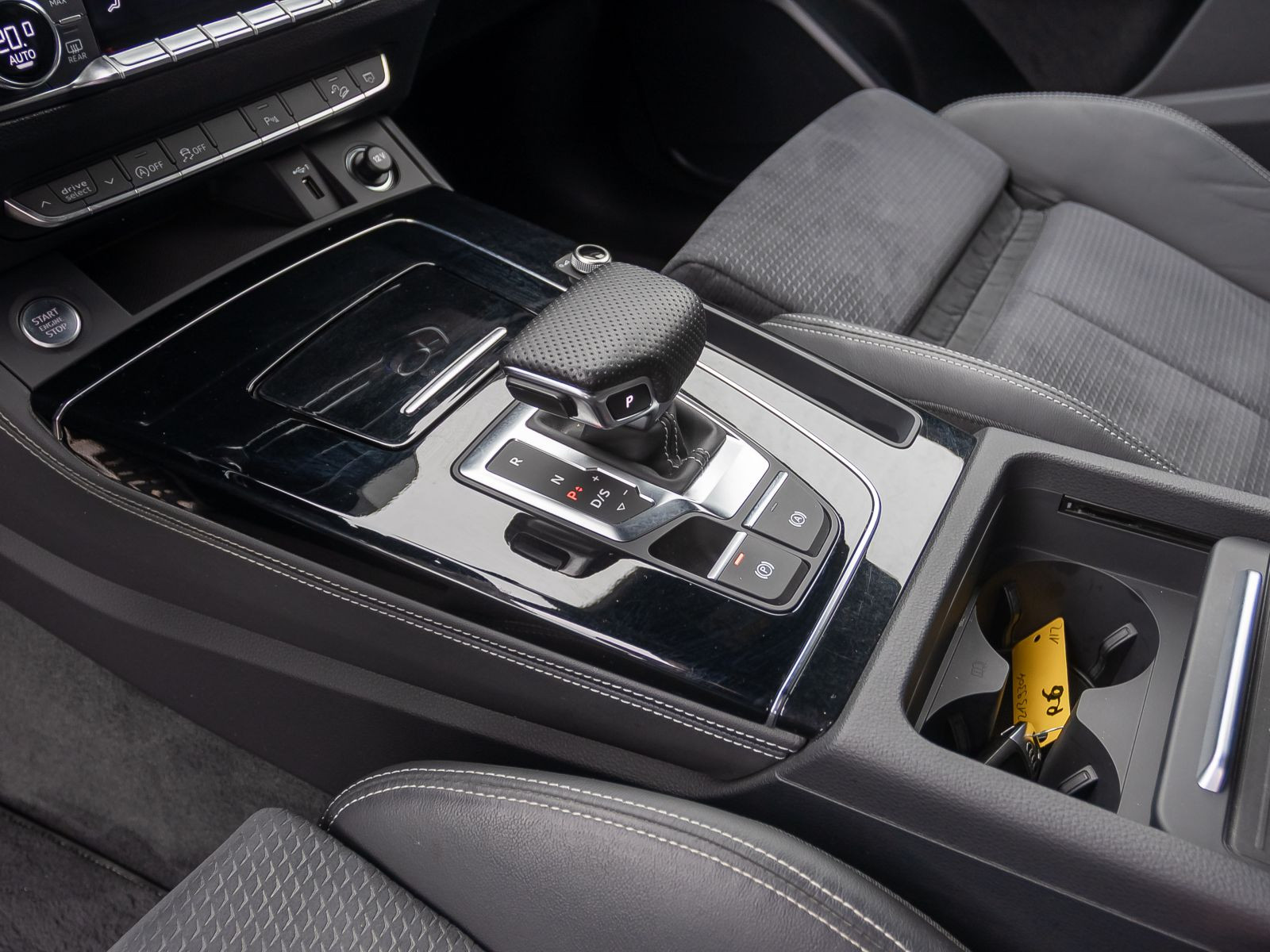 Audi Q5 S line 40TDI qu Stronic Navi Matrix ACC AHK