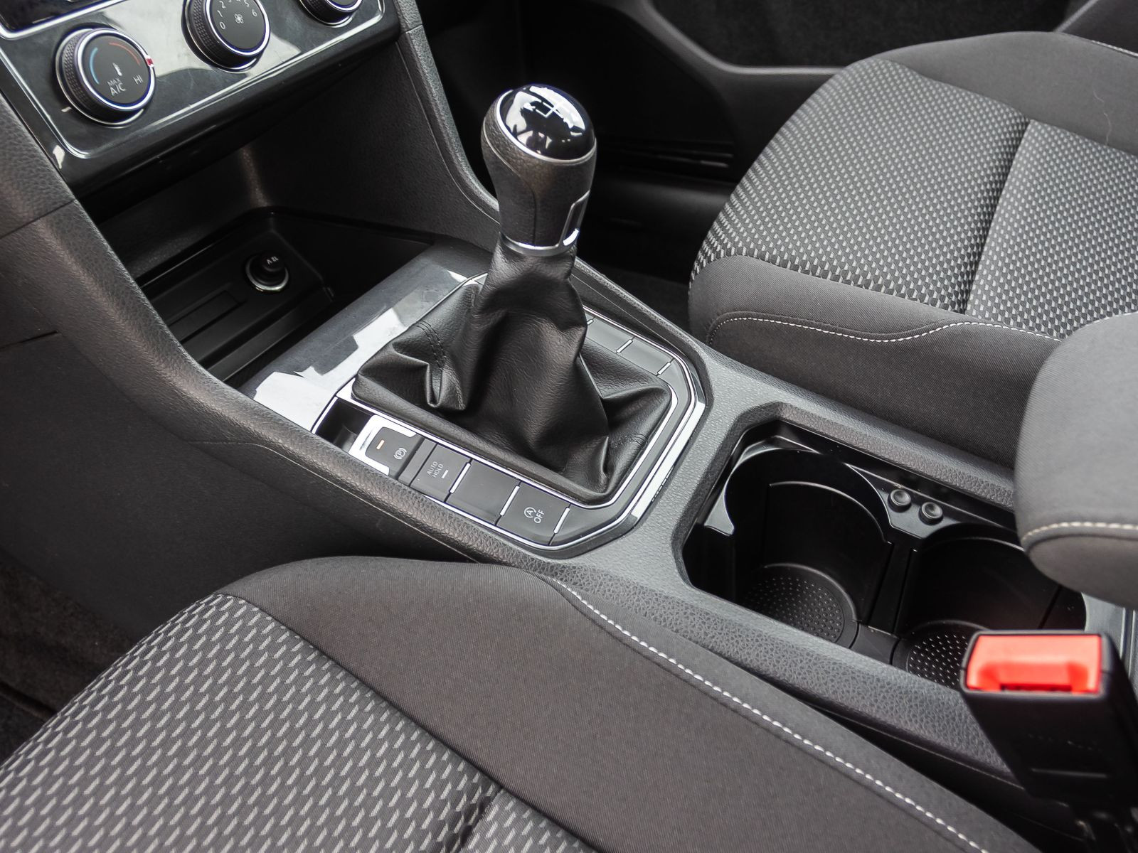 Volkswagen Golf VII Sportsvan Trendline 1.0TSI Klimaanlage
