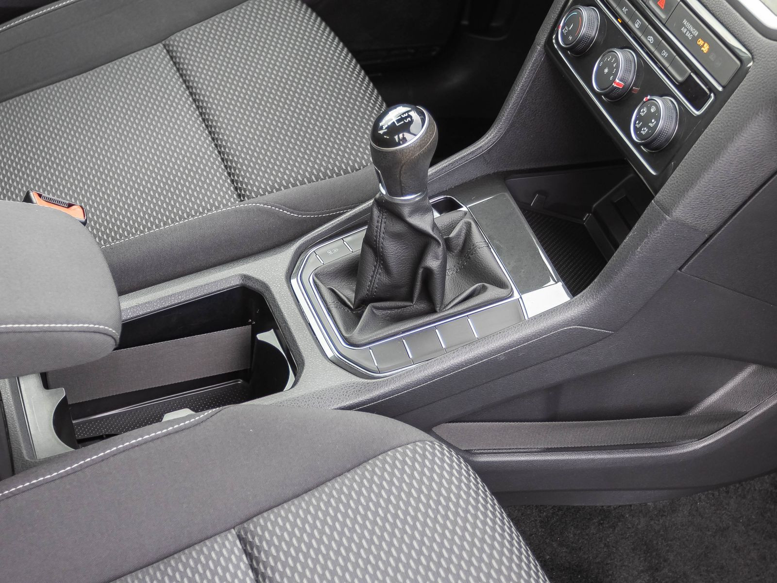 Volkswagen Golf VII Sportsvan Trendline 1.0TSI Klimaanlage