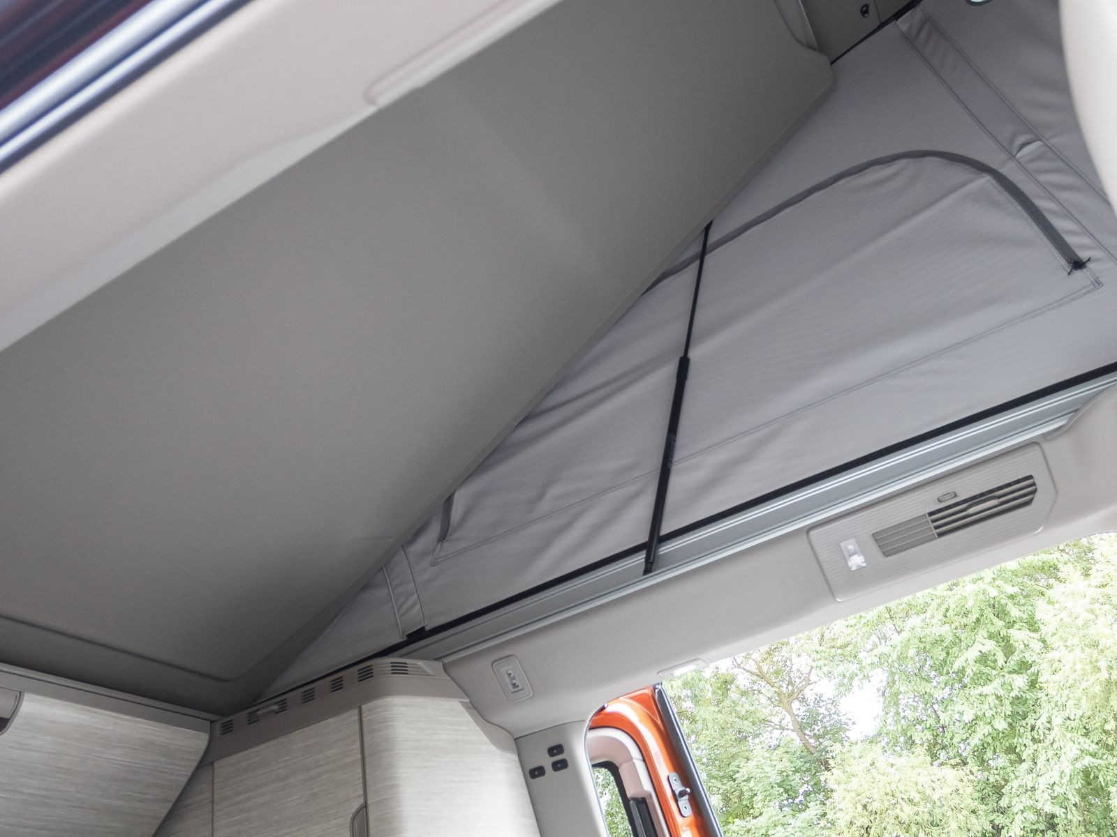 Volkswagen California Ocean 1.5 TSI DSG Hybrid 4Motion, AHK, DCC, Navi, LED-Matrix