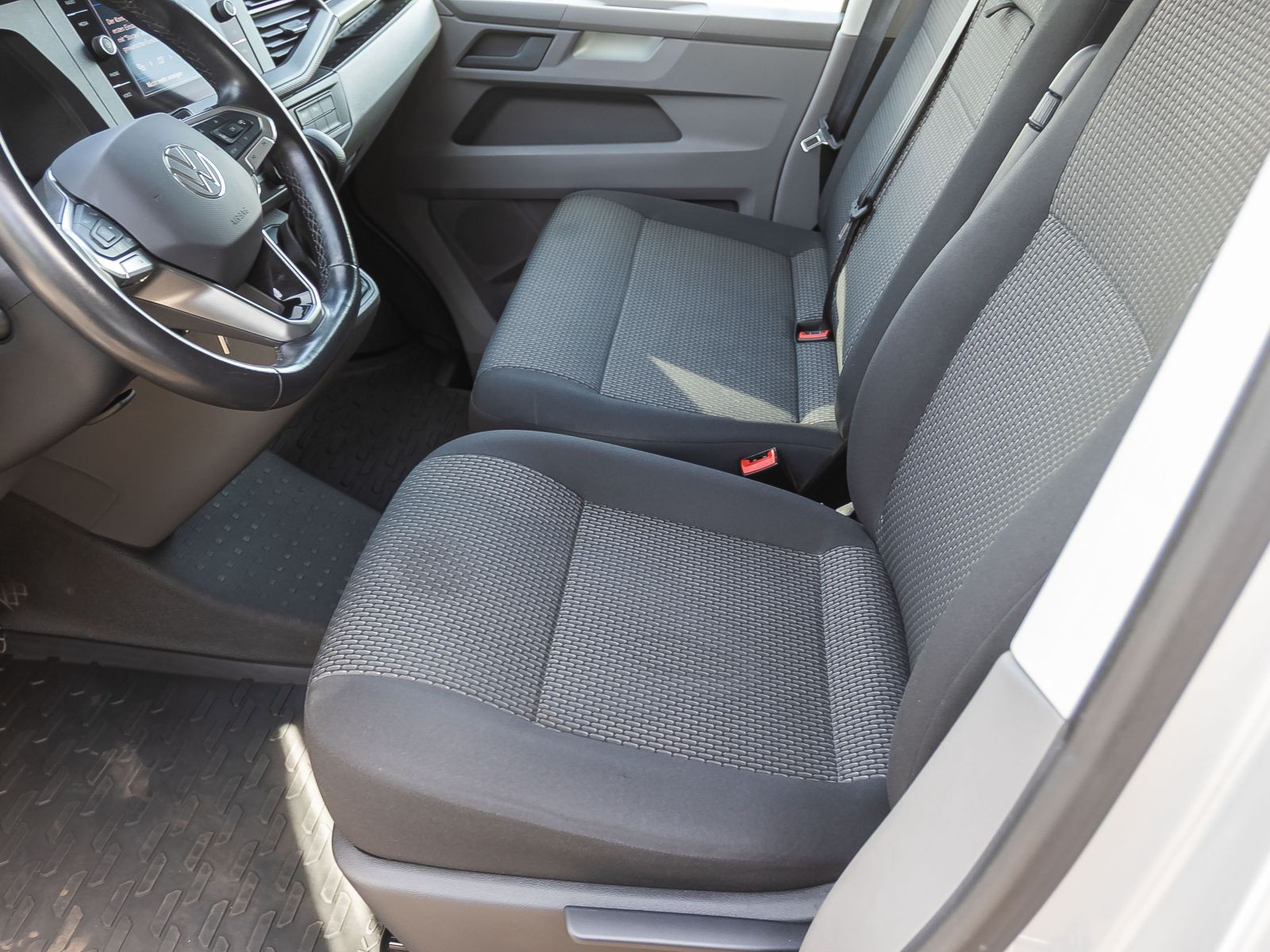 Volkswagen T6.1 Kasten 2.0 TDI DSG LR, Navi, LED, Klima, App-Connect