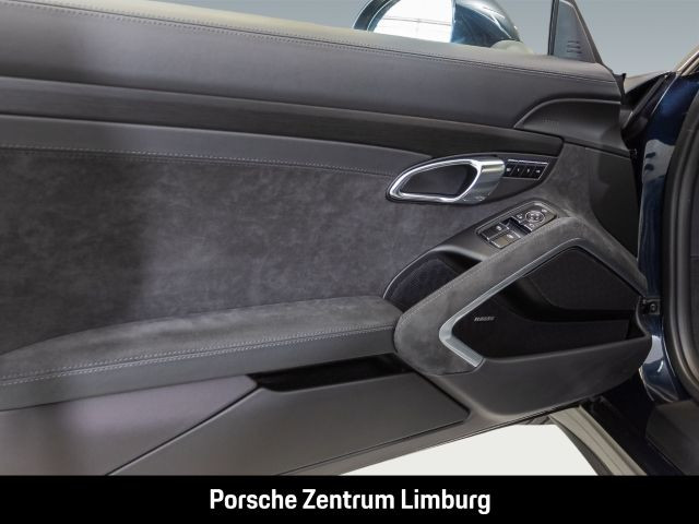 Porsche 991 911 Carrera GTS PCCB PASM BOSE nur 27.991 km