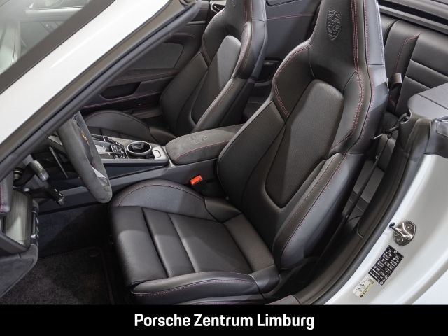 Porsche 992 911 Carrera 4 GTS Cabriolet InnoDrive PDCC