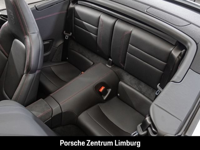 Porsche 992 911 Carrera 4 GTS Cabriolet InnoDrive PDCC