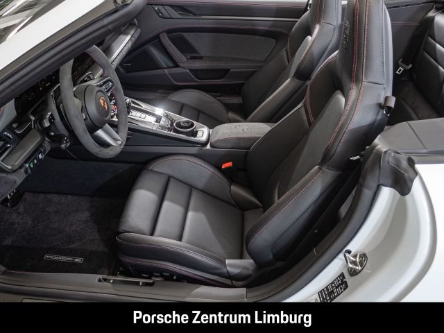 Porsche 992 911 Carrera 4 GTS Cabriolet InnoDrive PDCC