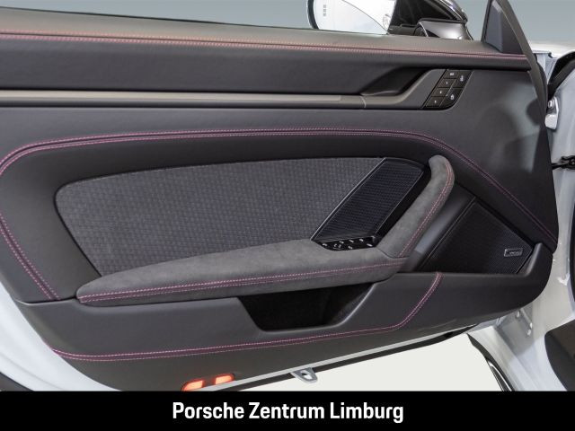 Porsche 992 911 Carrera 4 GTS Cabriolet InnoDrive PDCC