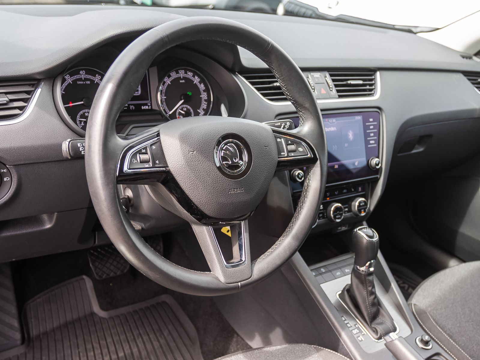 Skoda Octavia Combi ACT 1.5TSI ACC Navi AHK LED EPH
