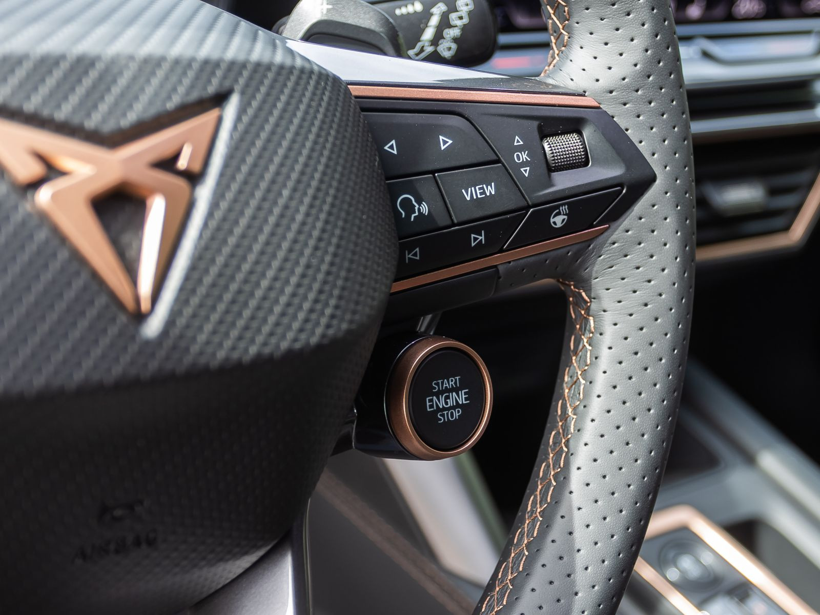 Cupra Leon Sportstourer 1.5eTSI ACC LED EPH KESSY